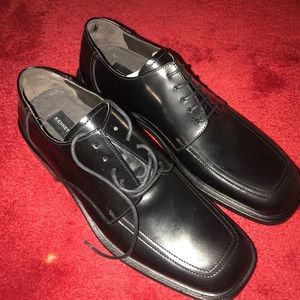 Kenneth Cole Shoes